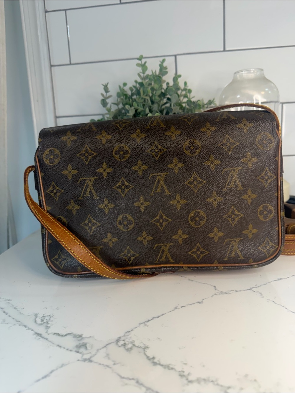Authentic Louis Vuitton Saint Germain 28 – Vintage 1999 with printed COA - Picture 3 of 9